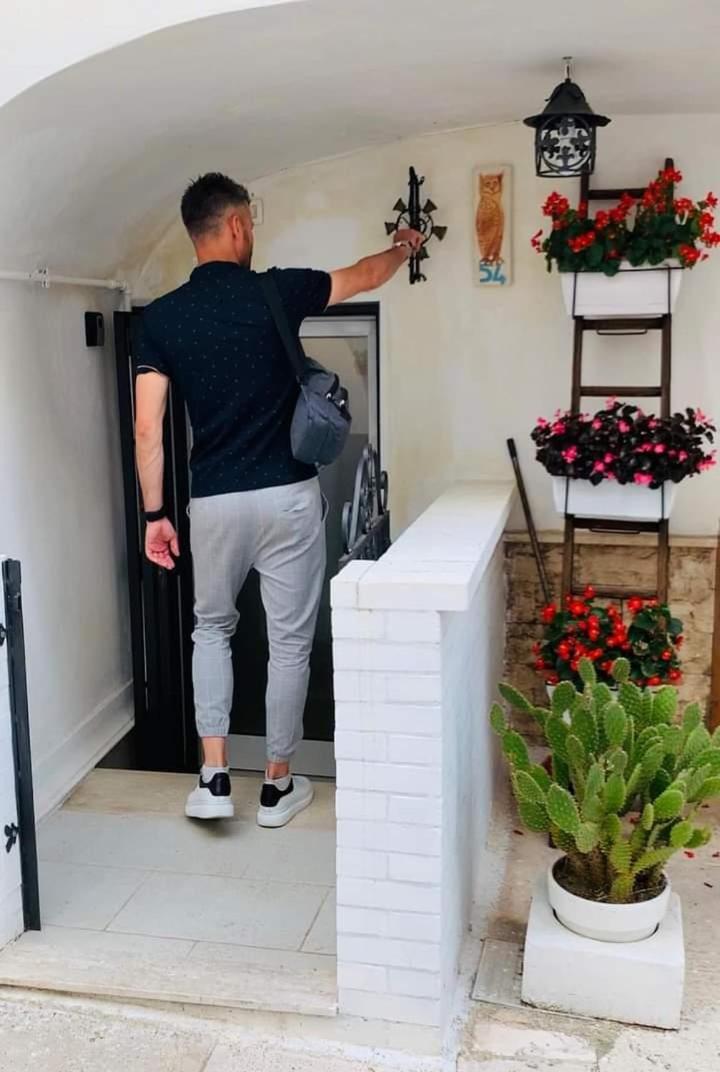 カステッラネータ Japp'Ca Japp'Caホステル 部屋 写真