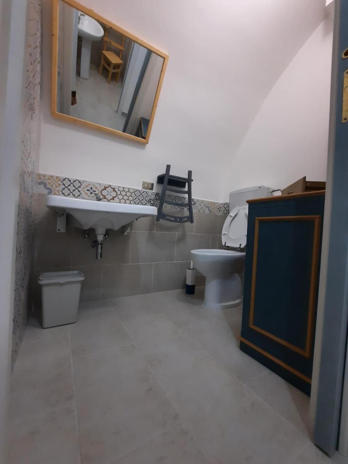 カステッラネータ Japp'Ca Japp'Caホステル 部屋 写真